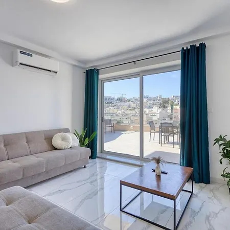 Wonderland, 3 San Ġiljan